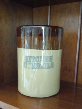 Vtg Kitchen Utensils Ceramic Crock - Brown and Cream